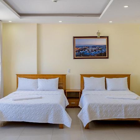Praha Hotel Vung Tau Exteriör bild