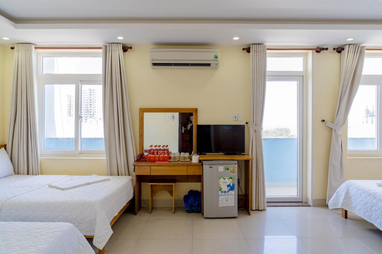 Praha Hotel Vung Tau Exteriör bild