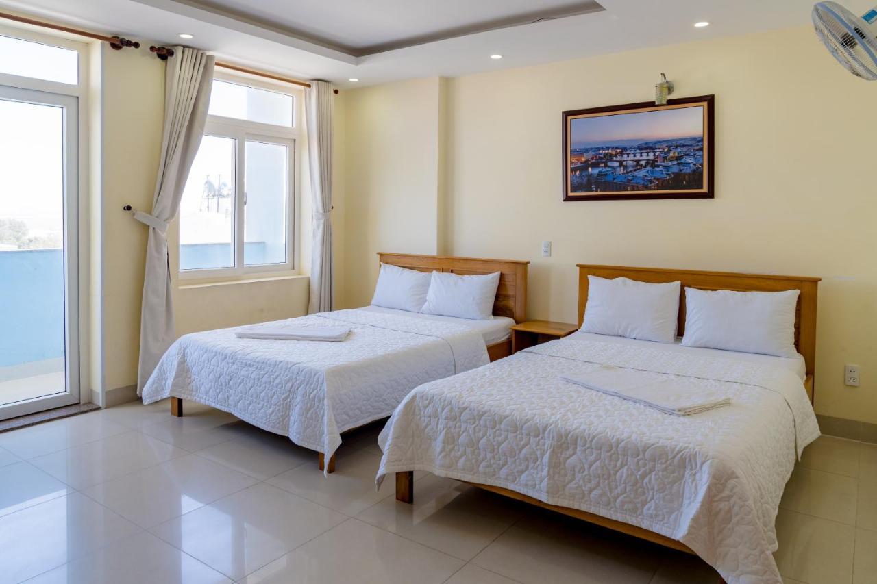 Praha Hotel Vung Tau Exteriör bild